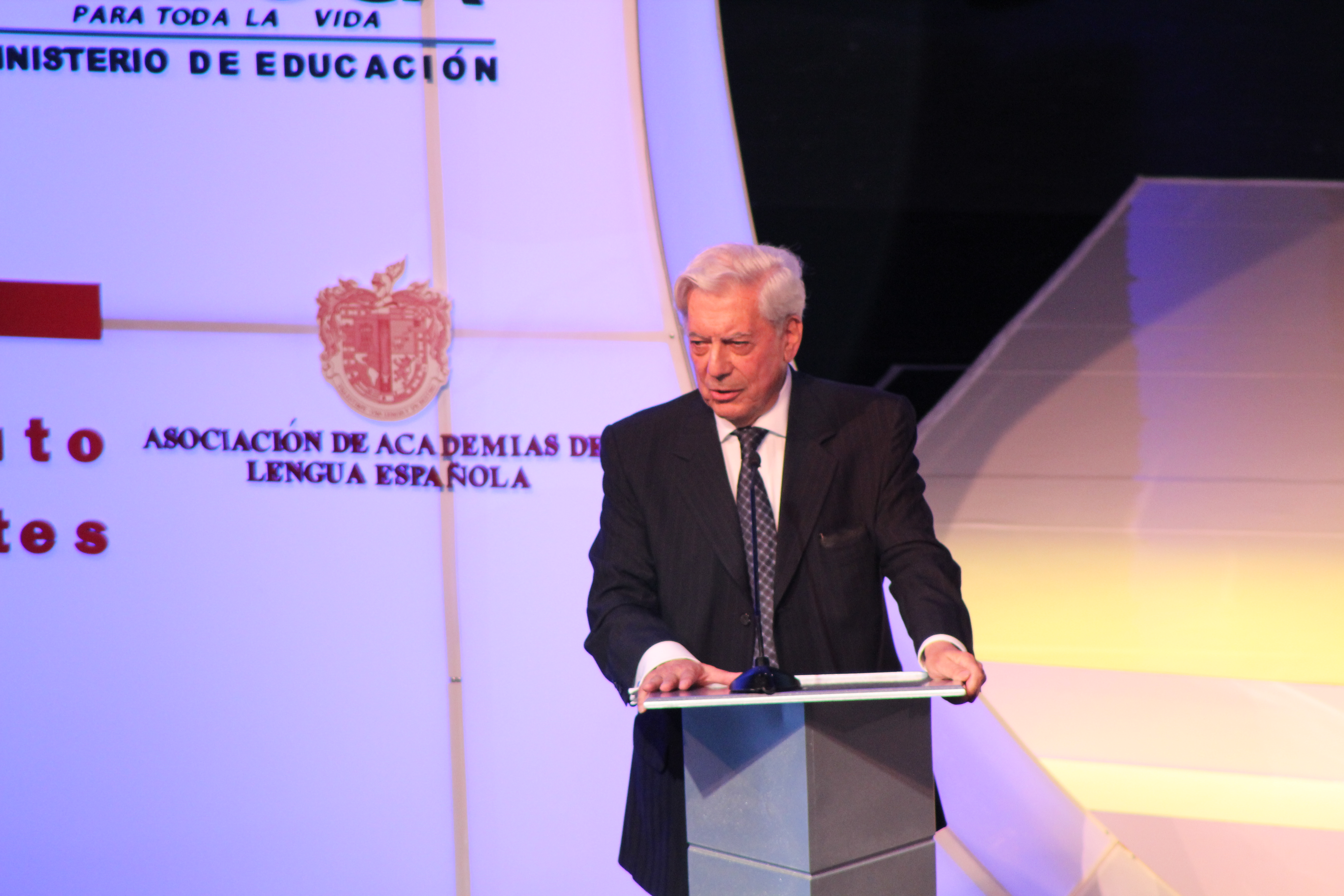 Mario Vargas Llosa en el VI Congreso de la Lengua, Panamá 2013